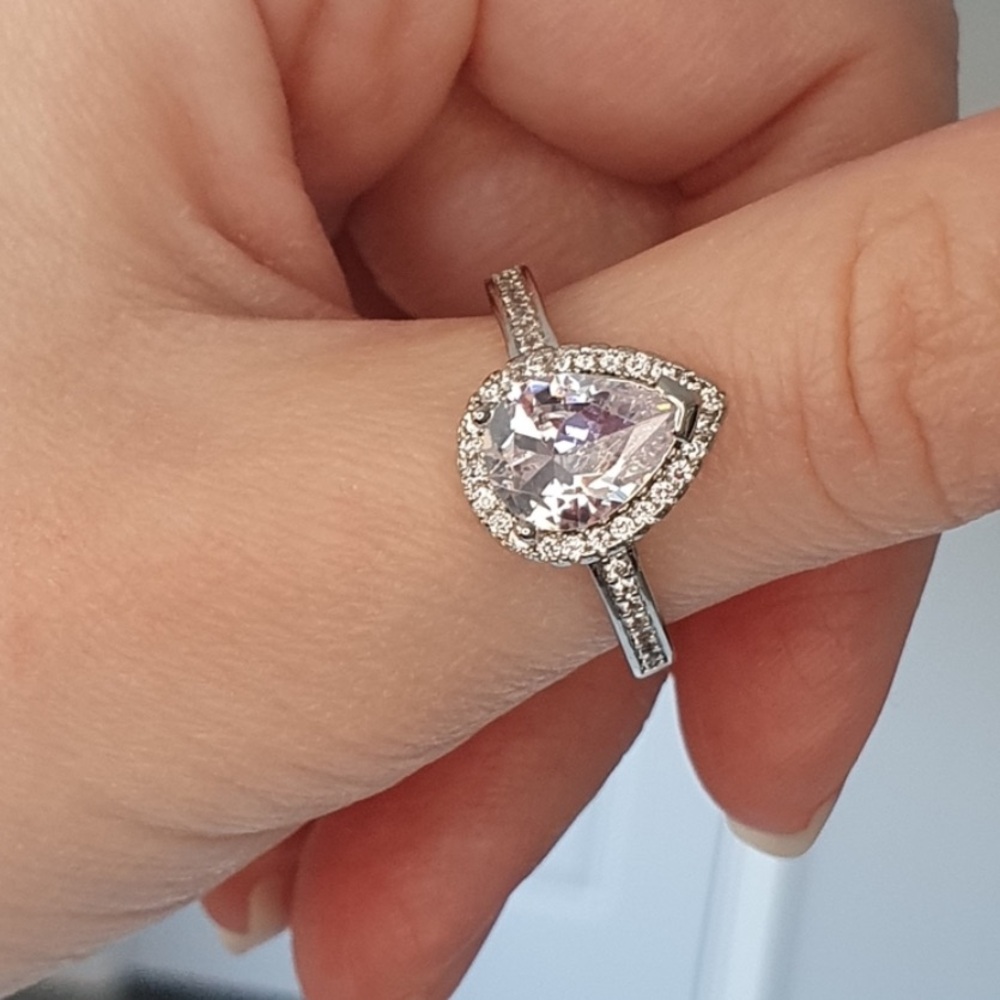 Silver Pear-Cut CZ Halo Ring bridal set